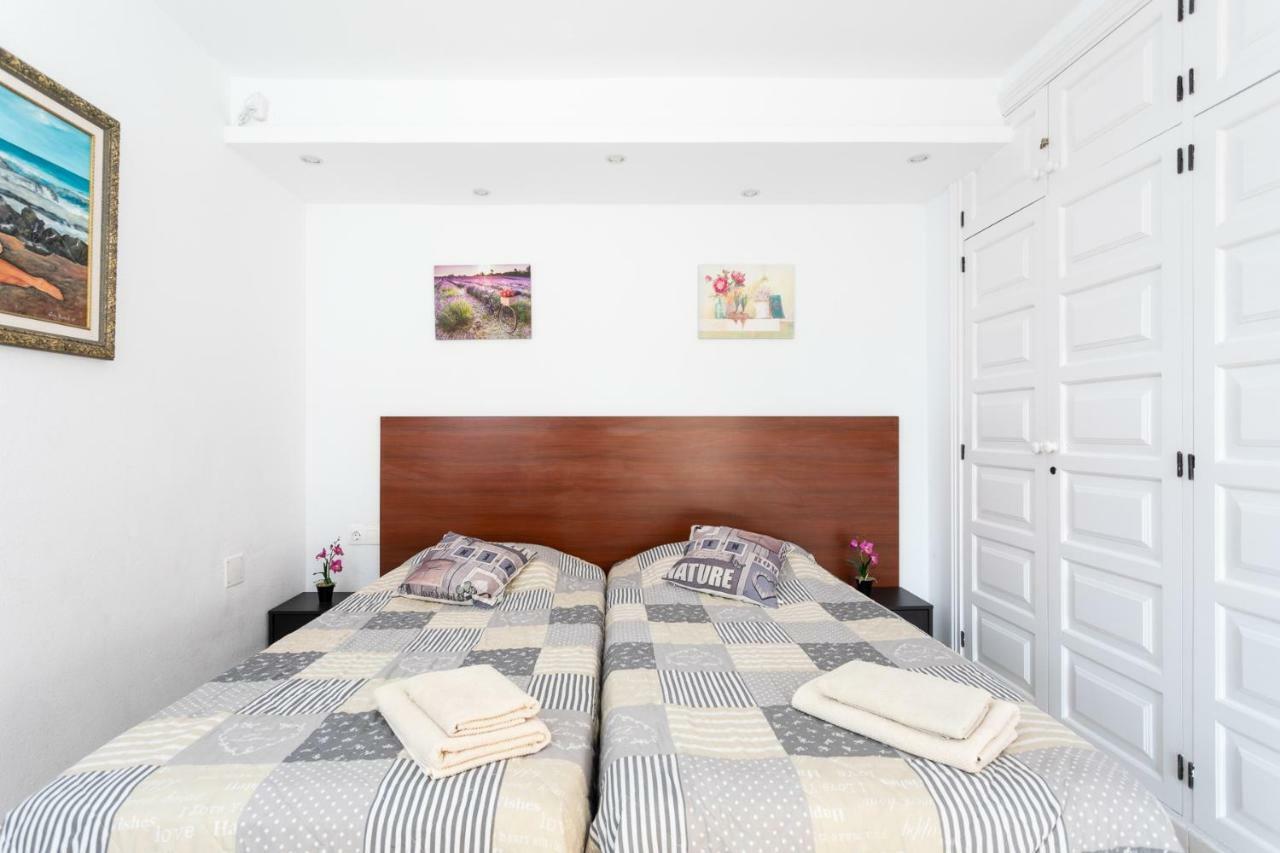 Compostela Apartament *